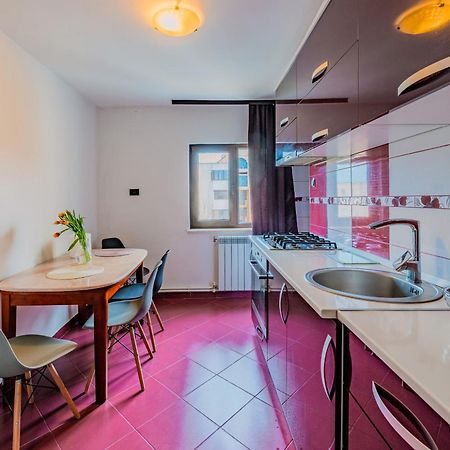M Apartment Aproape De Plaja Mangalia Ngoại thất bức ảnh